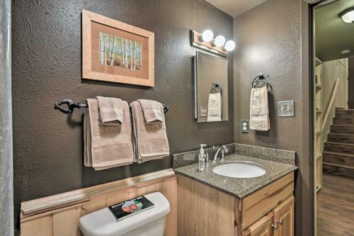 Apartamento Rustic Condo With Patio Walk To Angel Fire Resort!