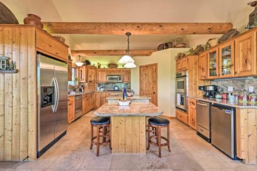 Spacious Angel Fire Retreat With Deck And Mtn Views
