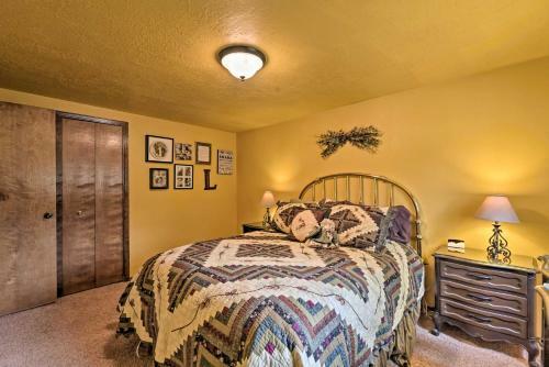 Spacious Angel Fire Getaway, 2 Mi To Slopes!