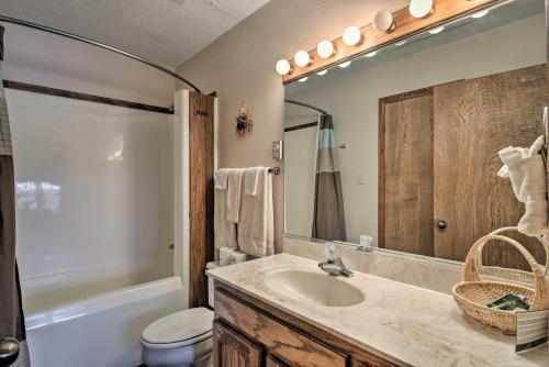 Apartamento Cozy, Rustic Condo Next To Angel Fire Resort!