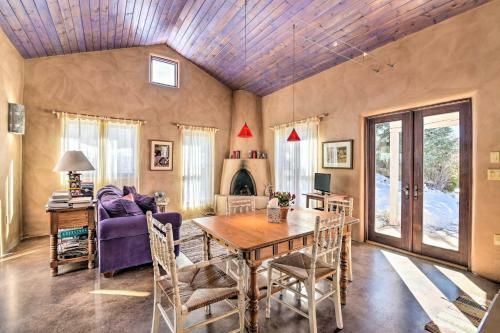 Eclectic Cabin With Kiva, 11 Mi To Taos Ski!