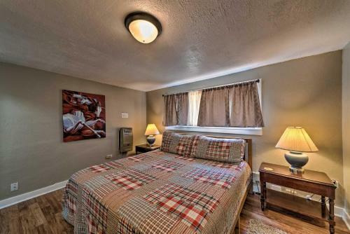 Cozy Outdoorsy Haven By Golf Course With Deck!