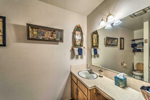 Charming Cloudcroft Cabin With Private Hot Tub!
