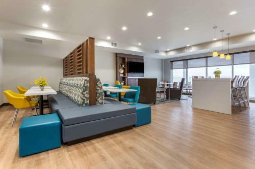 Hotel Mainstay Suites