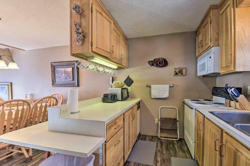 Apartamento Charming Angel Fire Condo With Ski Slope Access