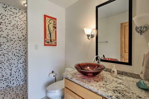 Rancho De Taos House With Balcony And Panoramic Views!