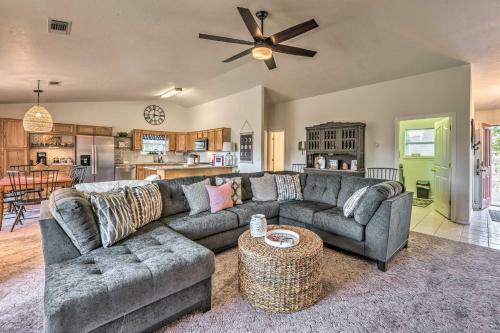 Charming Ruidoso House With Deck And Mtn Views!