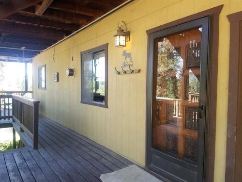 Lazy Bear Cabin