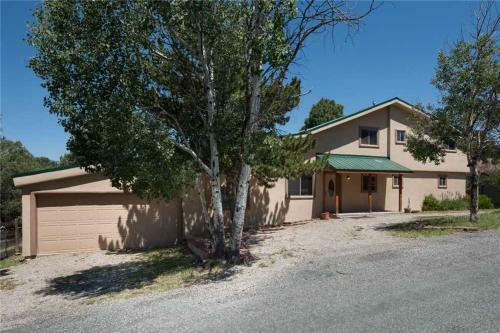 Dancing Kokopellis, 3 Bedrooms, Sleeps 10, View, Deck, Fenced Yard