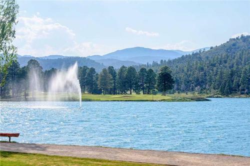 Dancing Kokopellis, 3 Bedrooms, Sleeps 10, View, Deck, Fenced Yard
