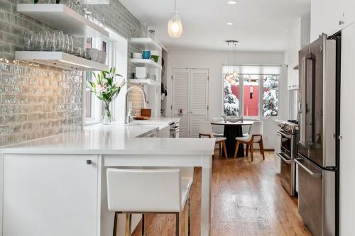 Casa Rojo - Sleek And Comfortable, Blocks From The Plaza
