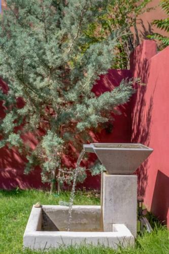 Casa Rojo - Sleek And Comfortable, Blocks From The Plaza