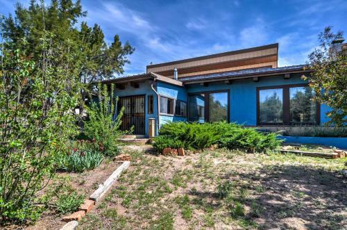 Chic Santa Fe Home At Dream Catcher Retreat Center