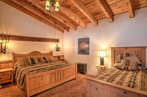 Chic Santa Fe Home At Dream Catcher Retreat Center