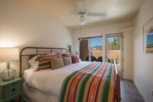 3 Bedroom - 20 Min. Walk To Plaza - Valle Del Sol