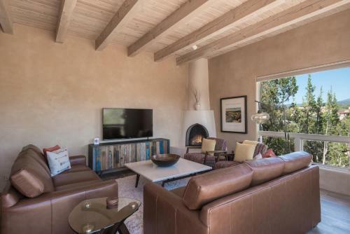 3 Bedroom - 20 Min. Walk To Plaza - Valle Del Sol