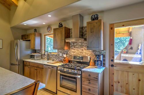 Hidden Santa Fe Gem - Nestled In Tesuque Hills!