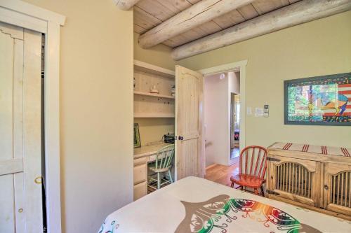 Adobe Townhome With Private Patio Less Than 1mi To Canyon Road