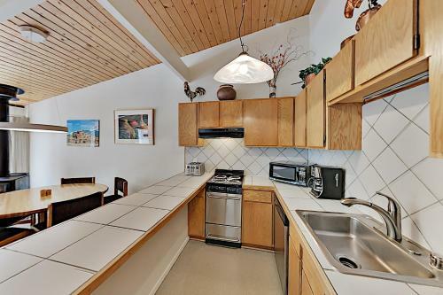Apartamento Sierra Del Sol - River-view, Ski-in, Ski-out Gem Condo