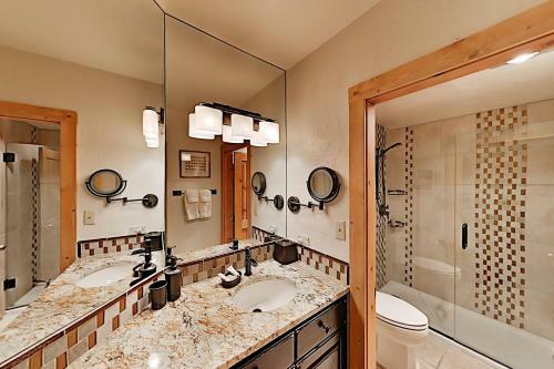 Apartamento Walk To Slopes! Designer Condo With Ski Locker Condo