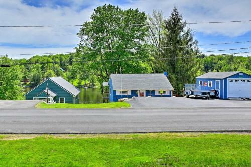 Mayfield Home With Private Dock On Lake Sacandaga!