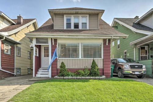 Modern, Comfortable Home, 2 Mi To Ub Campus!