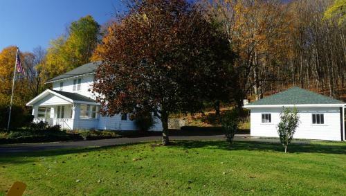 1st Class Rentals The Thurman Munson House