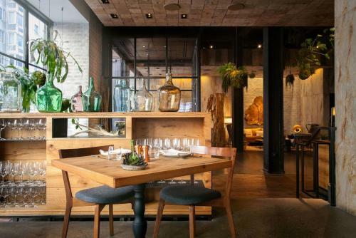 1 Hotel Central Park By Suiteness