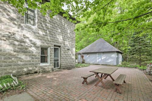 Lakefront Old Forge Home With Private Boat Ramp And Beach