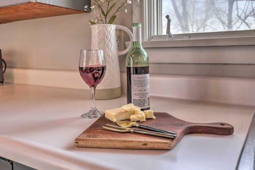 Renovated Cottage On Cayuga Lake Wine Trail