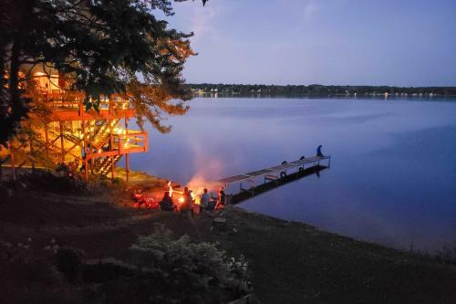 Family-friendly Cayuga Lake Retreat With Dock!