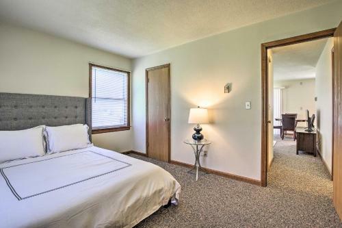 Apartamento Peaceful Family Condo With Deck And Mountain View!