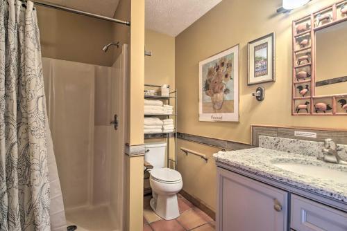 Luxury Asheville Home With Game Room, Fire Pit And Deck