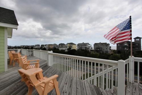 Carolina Beach Retreat #13-3
