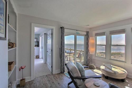 41057-2 Hwy 12 Islander Condo