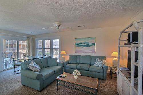 41057-2 Hwy 12 Islander Condo