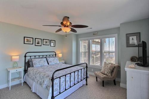 41057-2 Hwy 12 Islander Condo