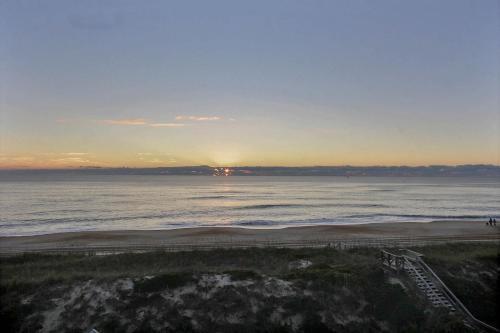 41057-2 Hwy 12 Islander Condo