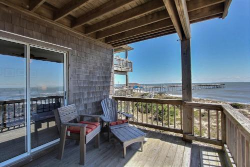 41057-2 Hwy 12 Islander Condo