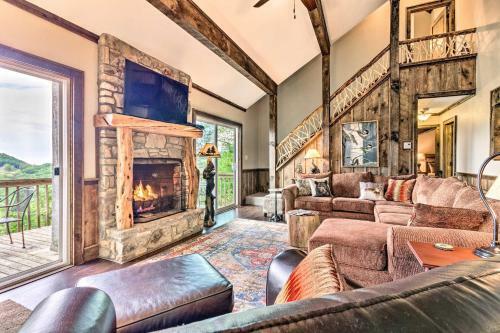 Treetop Retreat With Game Room 3mi To Beech Mtn!
