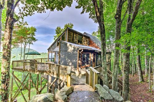 Treetop Retreat With Game Room 3mi To Beech Mtn!