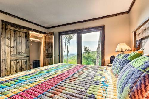 Treetop Retreat With Game Room 3mi To Beech Mtn!