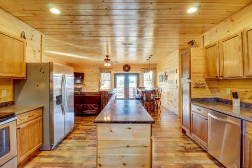 4 Bed 3 Bath Vacation Home In Bryson City