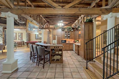 Hosteeva - Bryson City Loft 3br Luxury Getaway