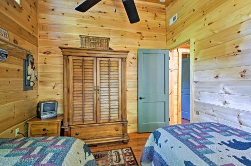 Bryson City Cabin With Fire Pit On Coopers Creek!
