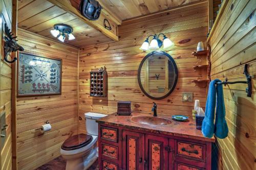 Waterfall Cabin In The Pisgah National Forest!
