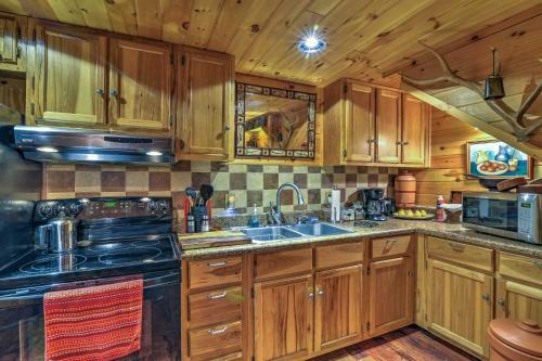 Waterfall Cabin In The Pisgah National Forest!