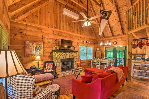 Secluded Smoky Mtn Cabin With Hot Tub And Fire Pit!