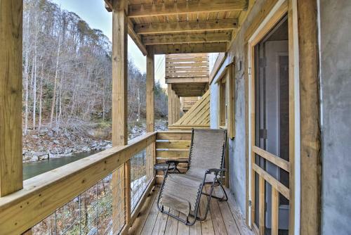 Apartamento Burnsville Studio On Cane River With Fire Pit!