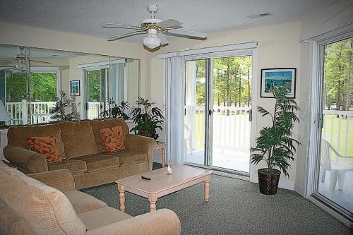 1606 Villa